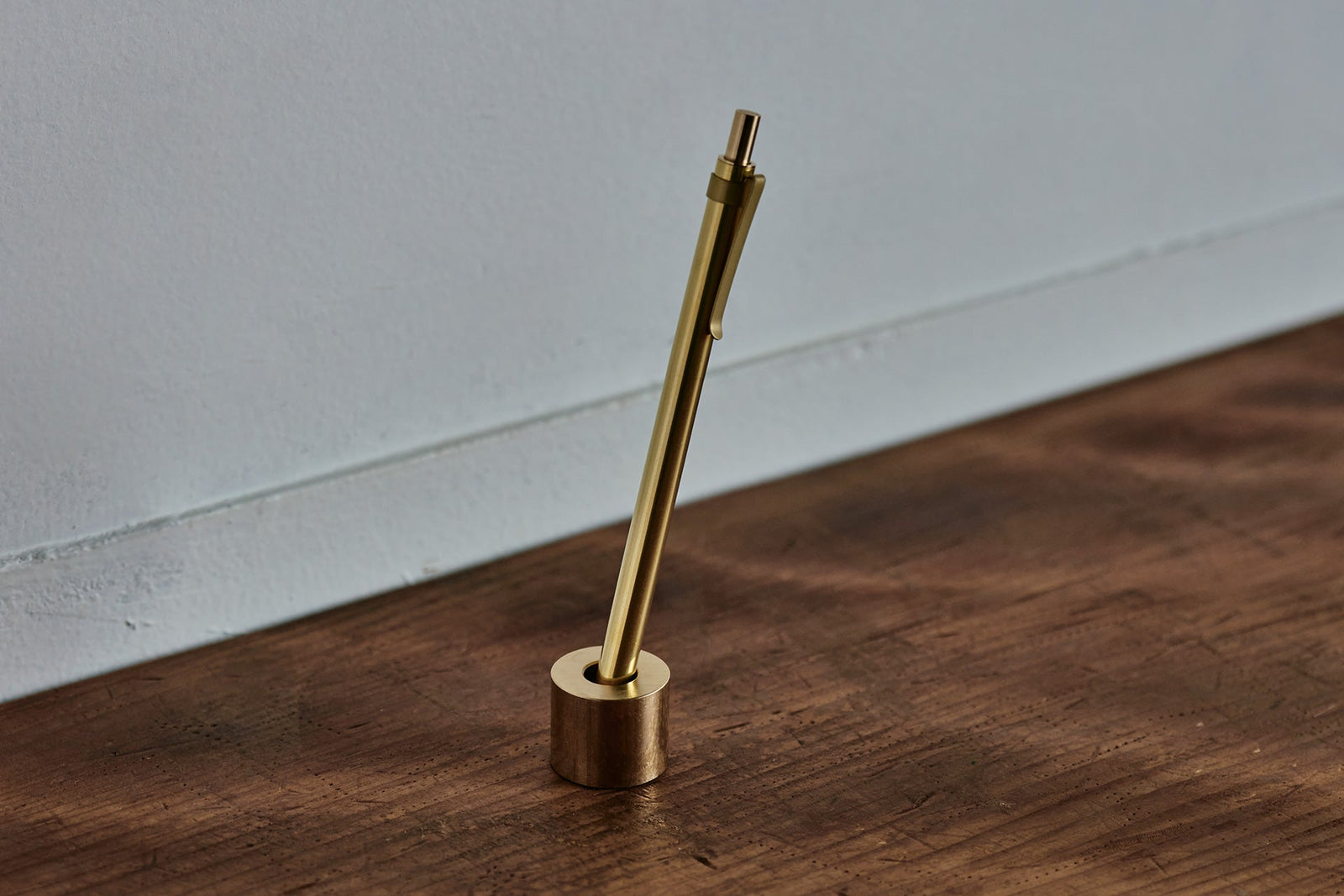 PICUS（ピクス）の真鍮のペンスタンド BRASS PEN STAND SOLID – いちじつ - ともに生きる、道具と日用品