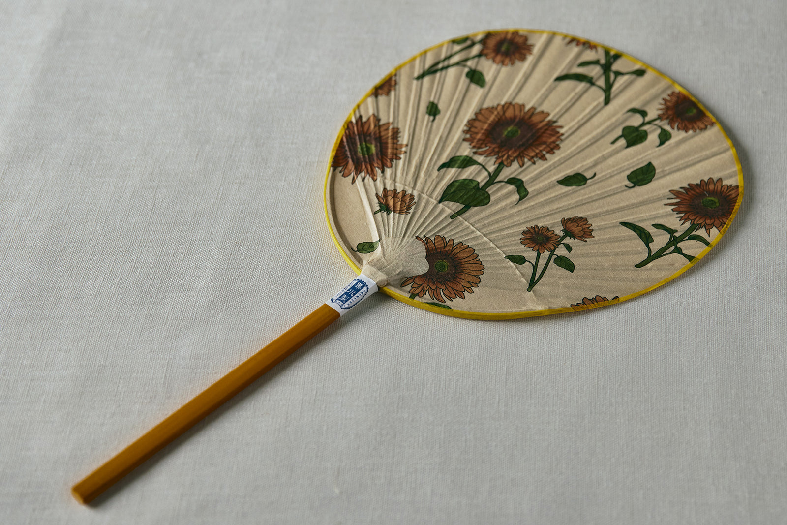栗川商店の渋うちわ ひまわり柄 – いちじつ - ともに生きる、道具と日用品