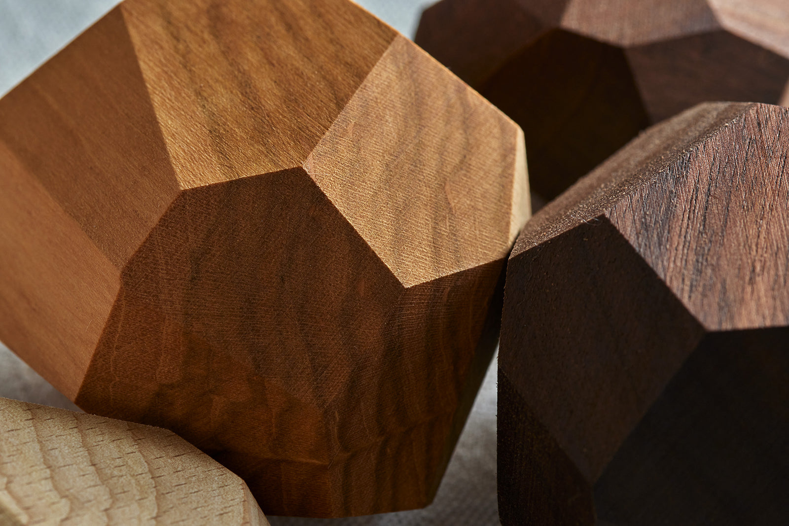 A4（エーヨン）のtumi-isi／ツミイシ 木製ブロック 吉野杉・ヒノキの