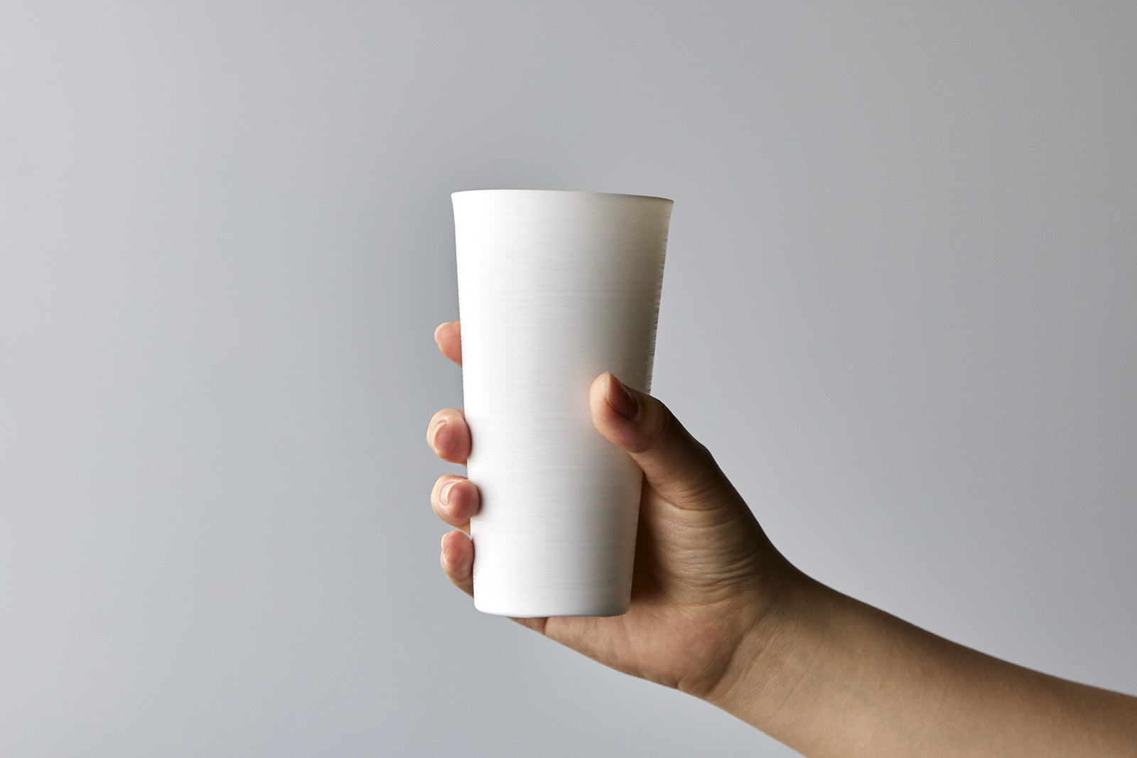 タンブラー L ホワイト やま平窯のエッグシェル タンブラー L – いちじつ - ともに生きる