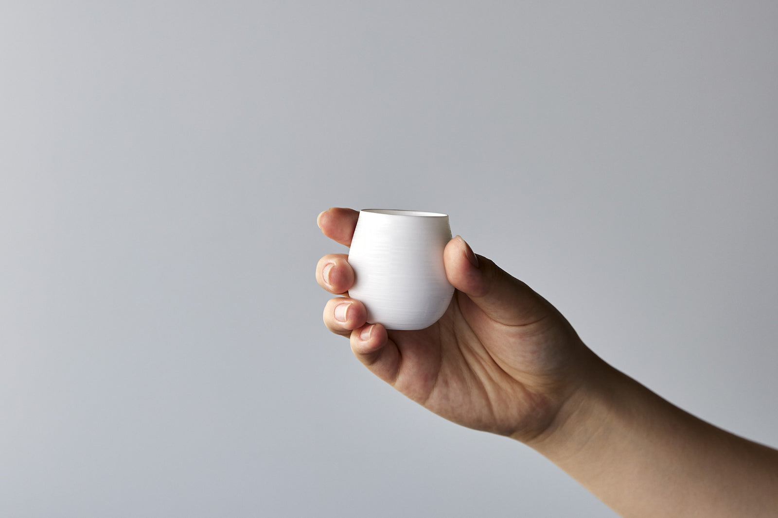 やま平窯のエッグシェル ワイングラス Kaori S – いちじつ - ともに