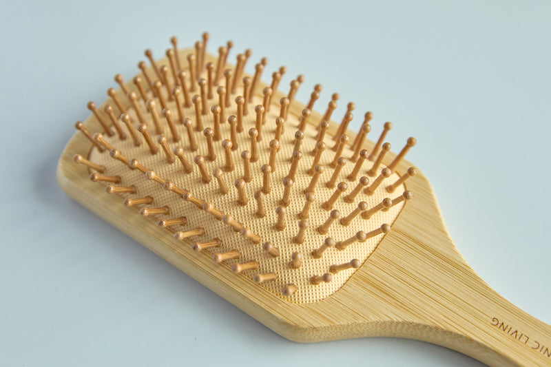 すぐれたクッション性と、ピンのほどよい刺激が心地いい。頭皮のマッサージ効果が期待できます。